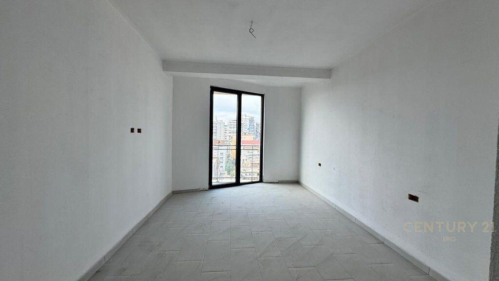 Appartamento 3+1+2 in affitto + posto auto incluso nel prezzo a Mine Peza!