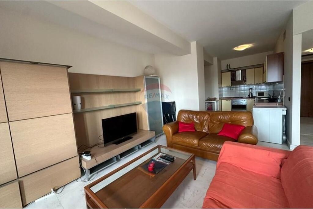 Apartament - Për Qira - Rruga Abdi Toptani, Tiranë 1300 ,, euro