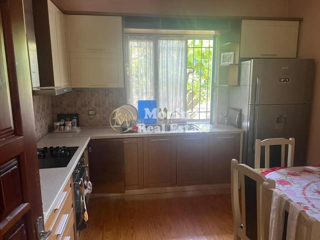 Qera, Apartament 1+1, Laprake, 350 Euro/Muaj