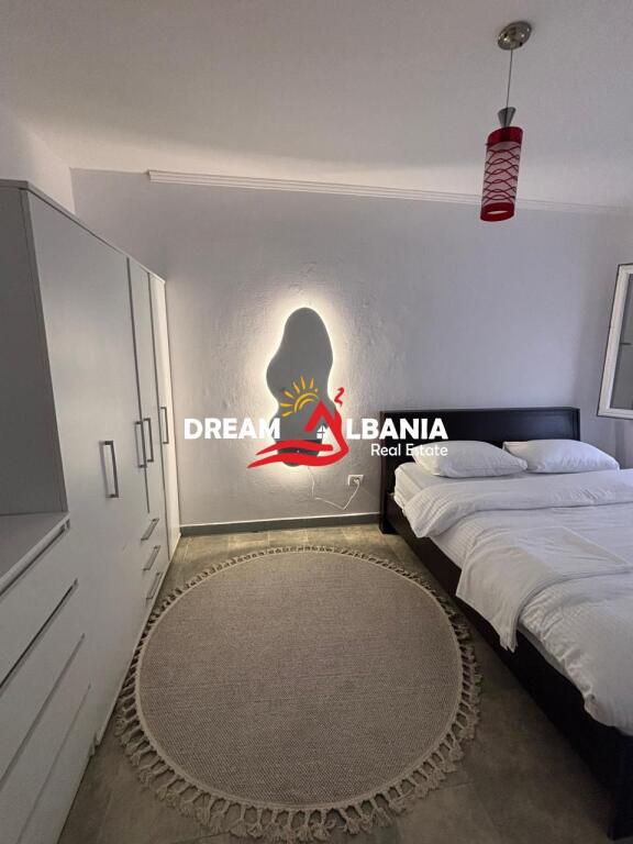 Jepet me qera apartament 2+1 tek rruga Ali Demi prane Bankes BKT ID (4229482)
