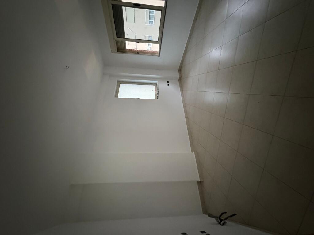 Jepet me qera apartament 3+1+2 tek Bar Oslo Astir