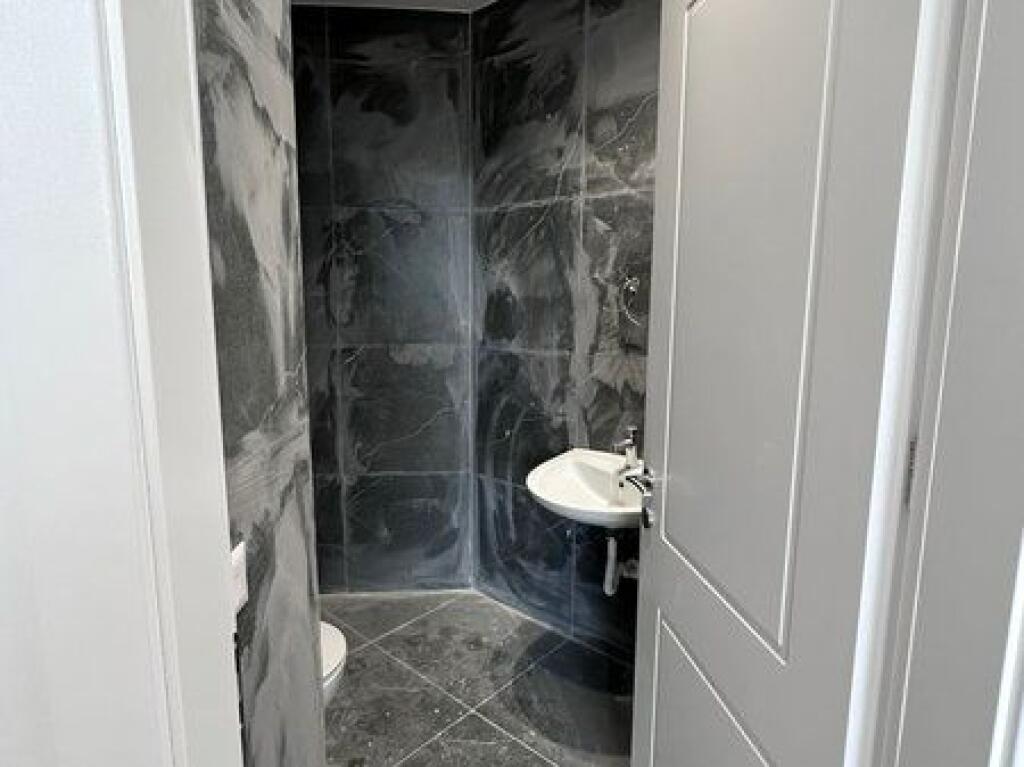 Shitet apartament 2+1+2, Lake View Residence