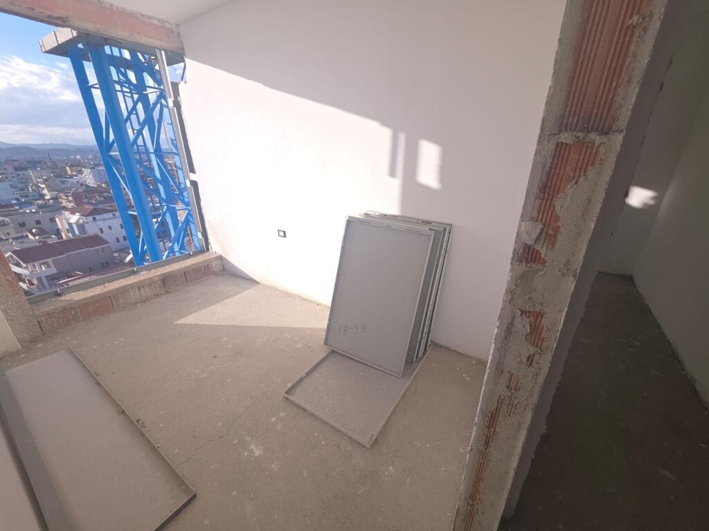 Bulevardi Ri Apartment 3+1+2 for sale