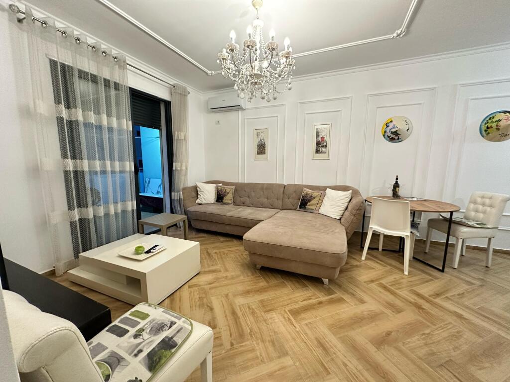 Appartamento 2+1 in Affitto a Lungo Termine, LUNGOMARE (Bar Bonaparte), MAI ABITATO prima