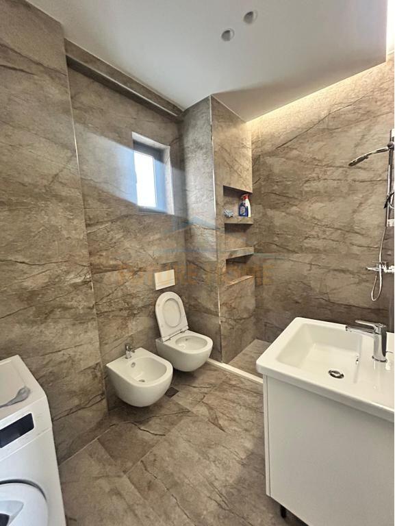 Affitto, Appartamento 2+1+2+posto auto Residenza Erli Porcelan