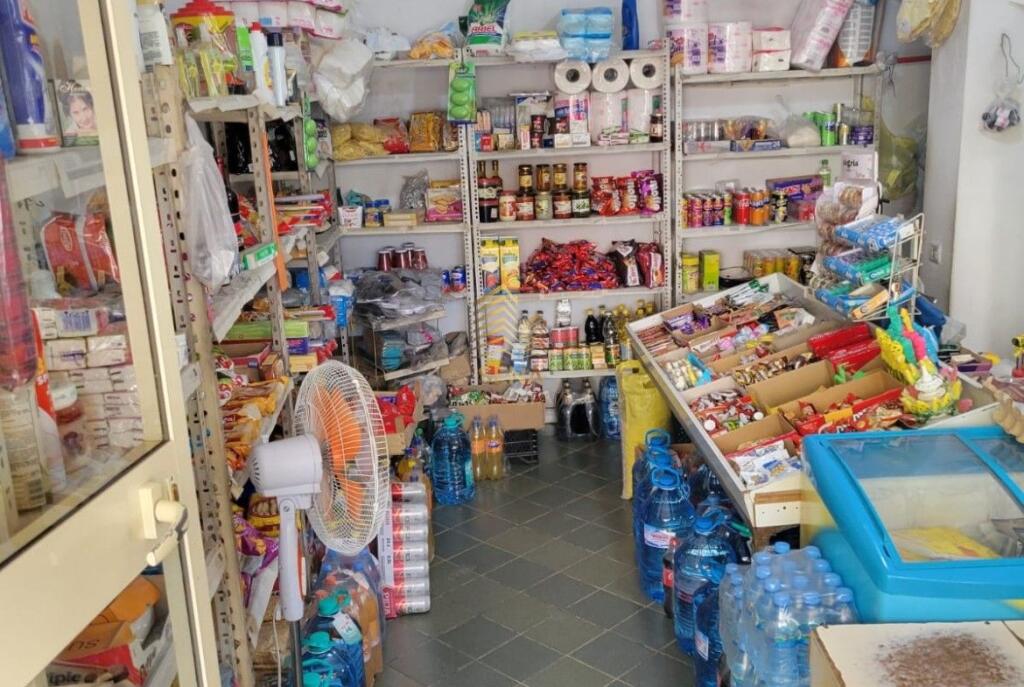 Qira, Ambient biznesi, Fresk, 40,000 Lek/muaj