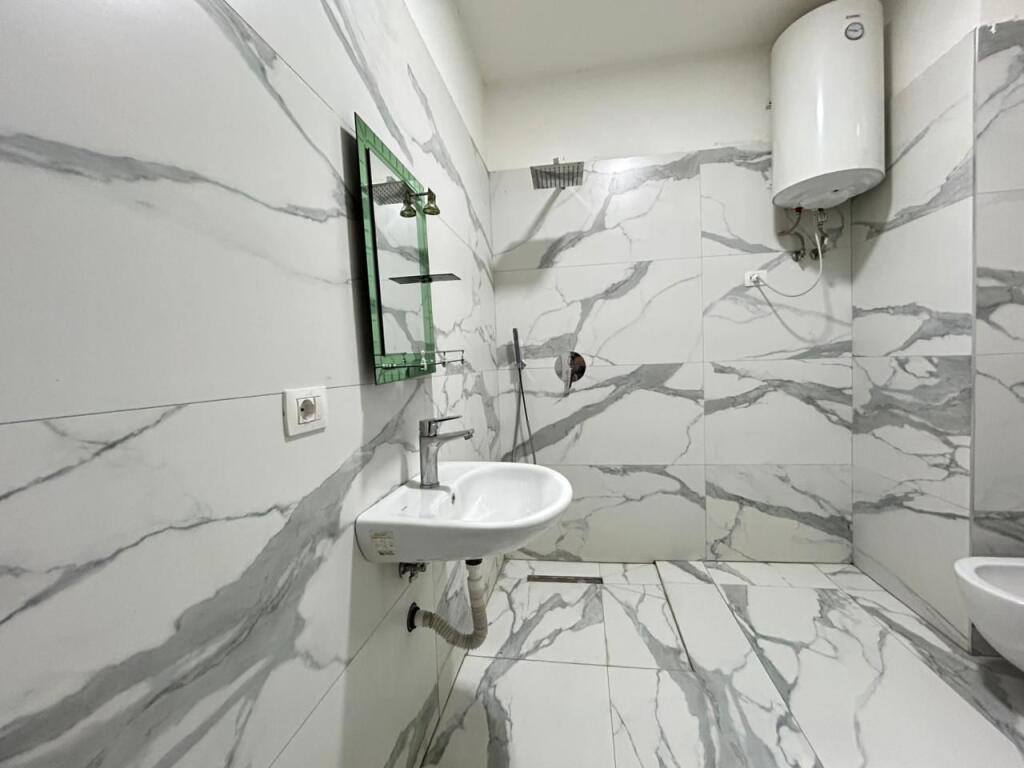 Apartment 1+1 for rent at Rruga e Dibres!