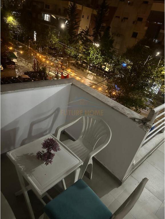 Affitto Appartamento 2+1, Vicino a Kristal Center, Comune di Parigi, Tirana