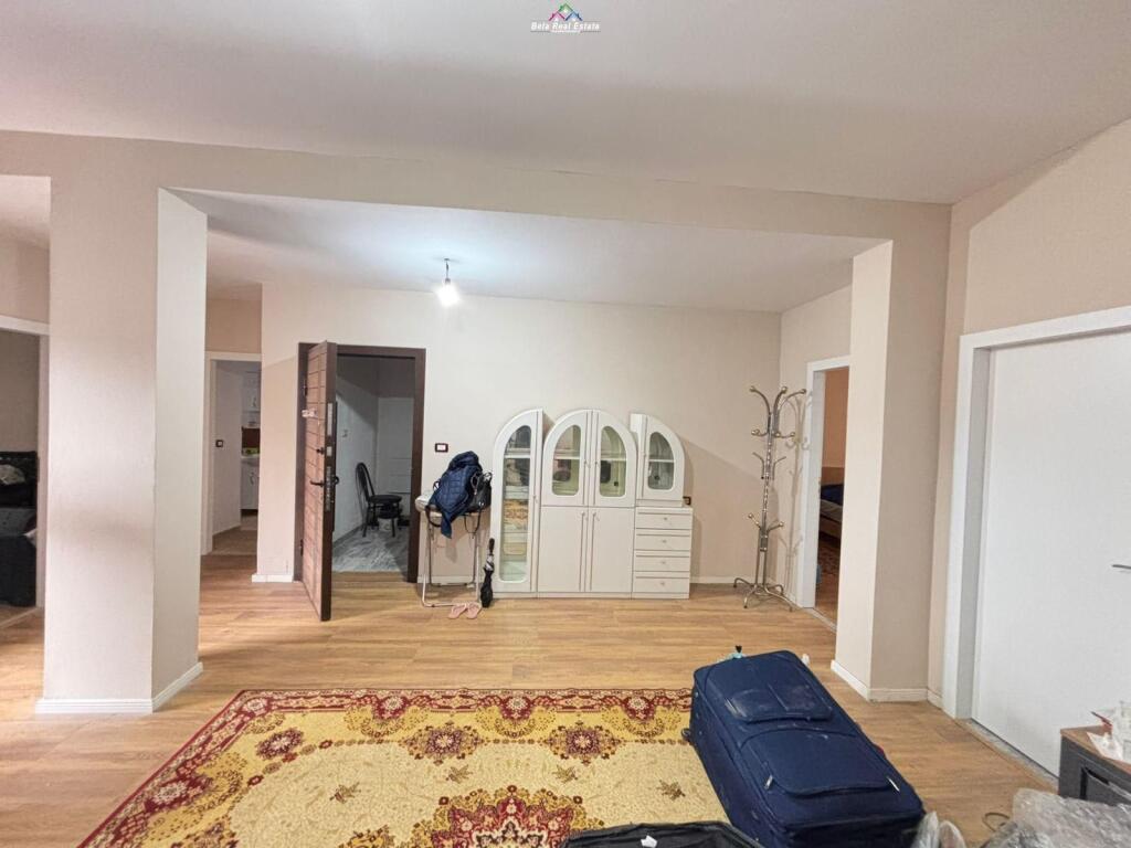 Vile me Qera 2+1 ne Xhamllik (ID BV22522) Tirane