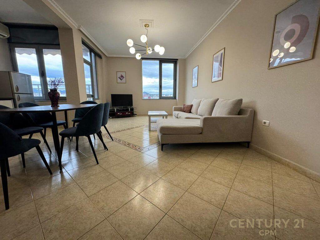Apartament 2+1 me Qira – Përballë Toptanit, Qendër