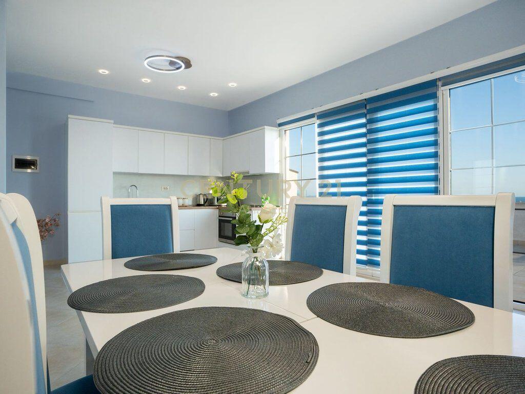 APARTMENT 3+1+2T WITH VERANDA 160 m² – BEACH, DURRES