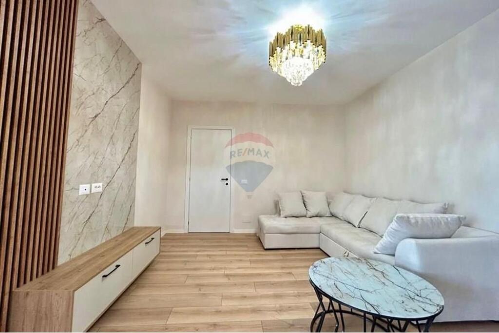 APARTAMENT 2+1 PËR QIRA NE ASTIR