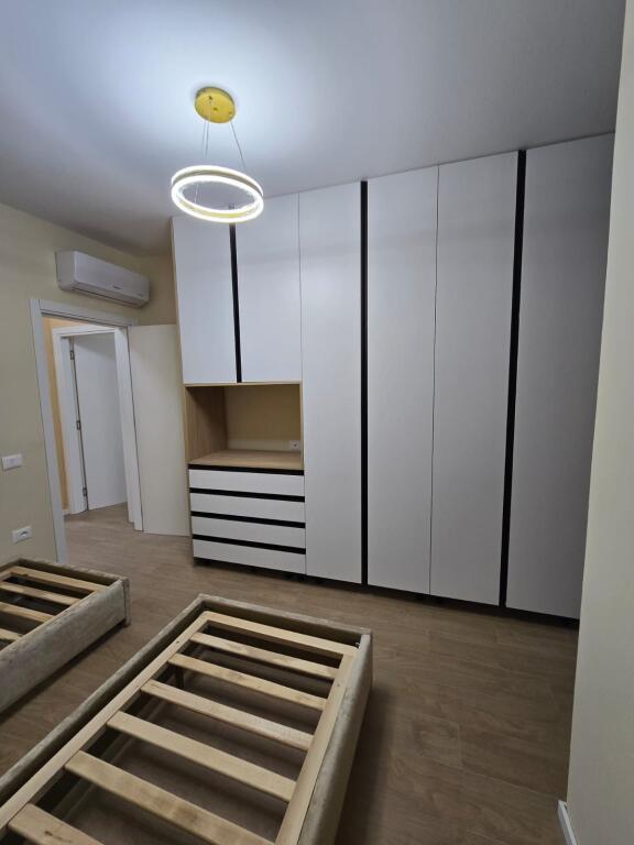 📌Jepet me qira apartament 2+1 në Liqenin e Thatë, pranë Forest Green