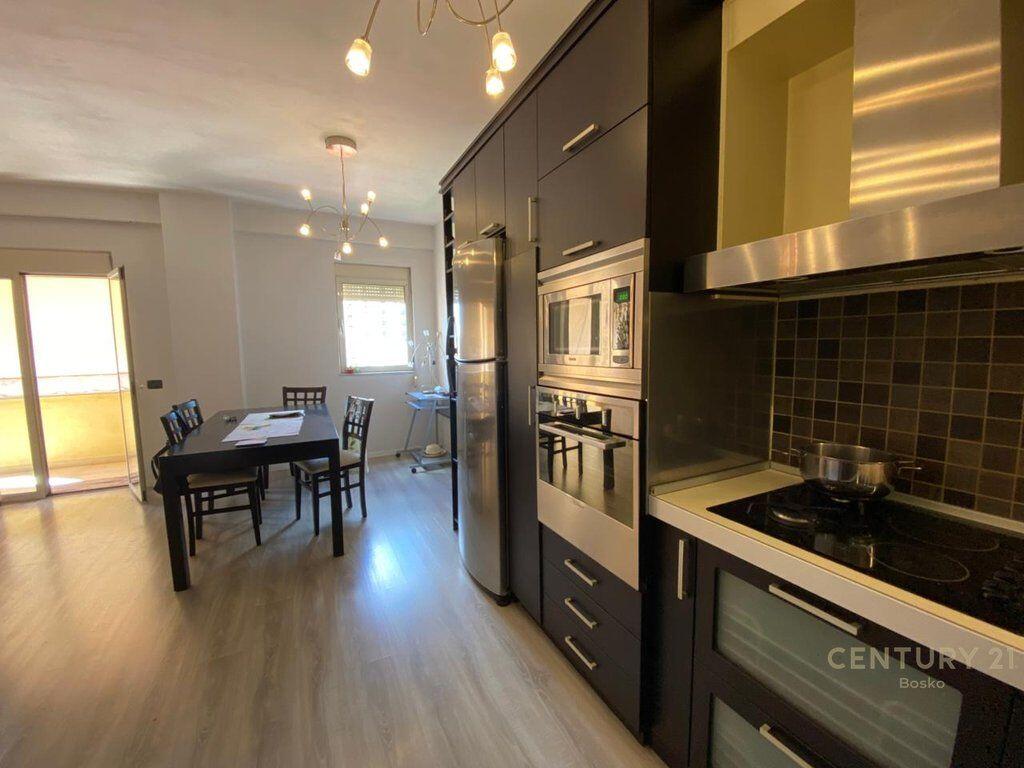 SHESIM, APARTAMENT 2+1+2 me 2 BALLKONE , Don Bosko 230,000 € Sip. Totale  130m2