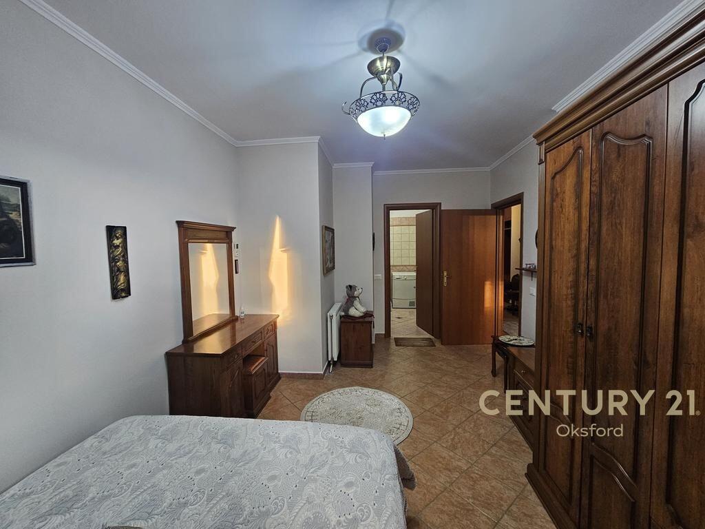 APARTAMENT 3+1+2 PER QIRA KOMUNA E PARISIT TE KIKA 1!