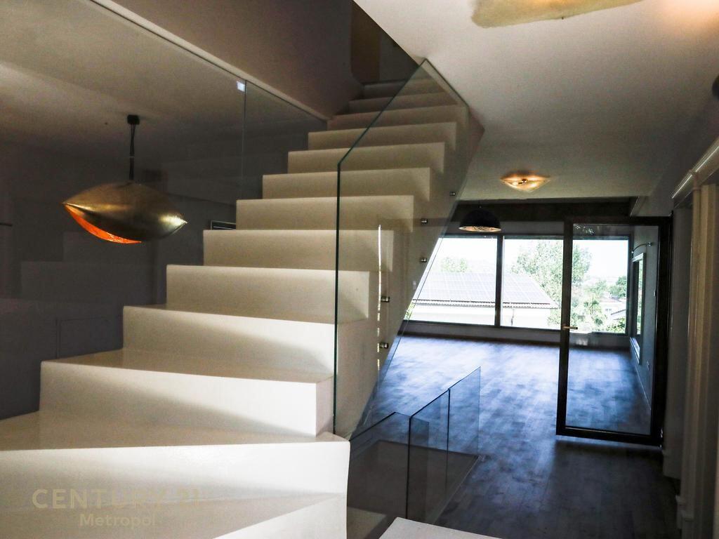 Luxury Villa for Sale – Long Hill Residence