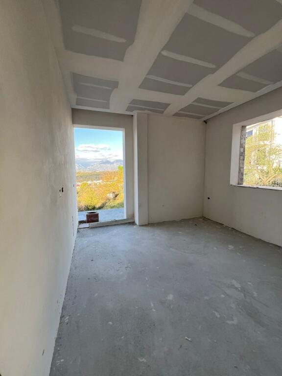 VILE PER QERA TEK ZONA LIQENIT TE THATE