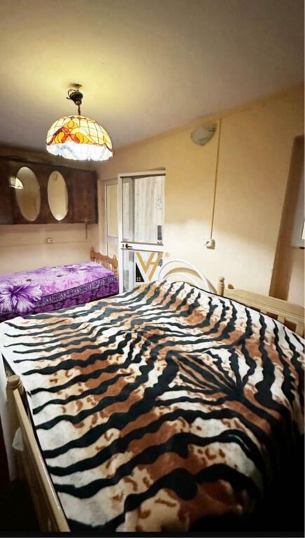 JEPET APARTAMENT 1+1 ME QERA NE QENDER 45.000 LEKE