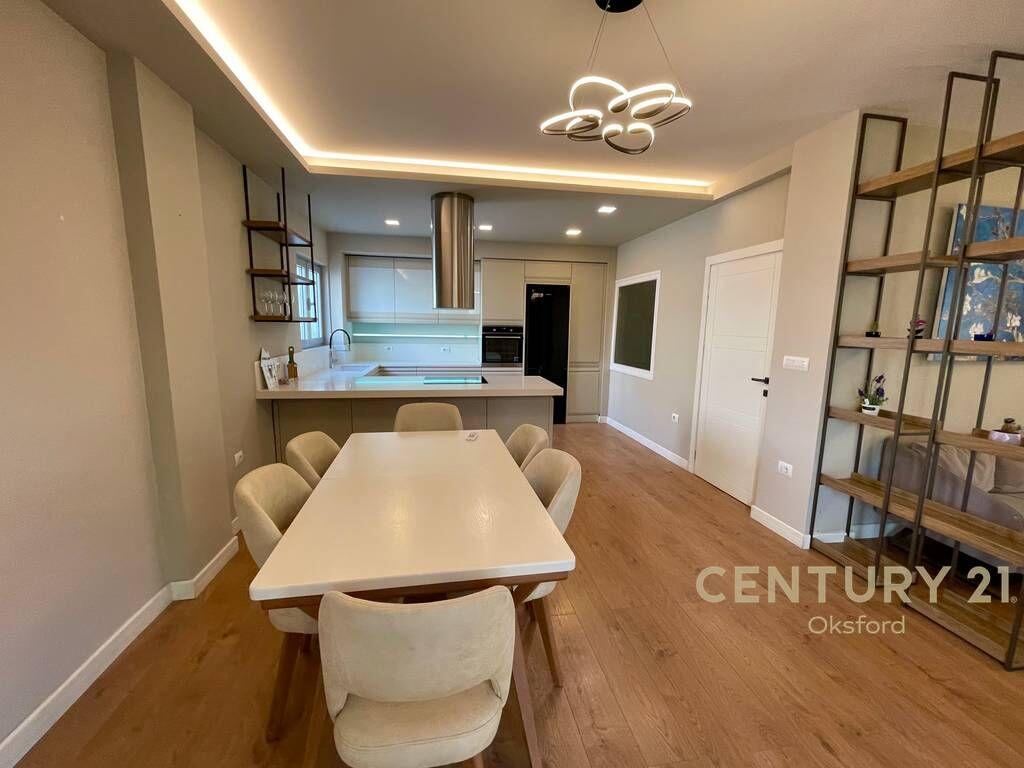 Villa 3+1+2 in Selite + Parking Spot