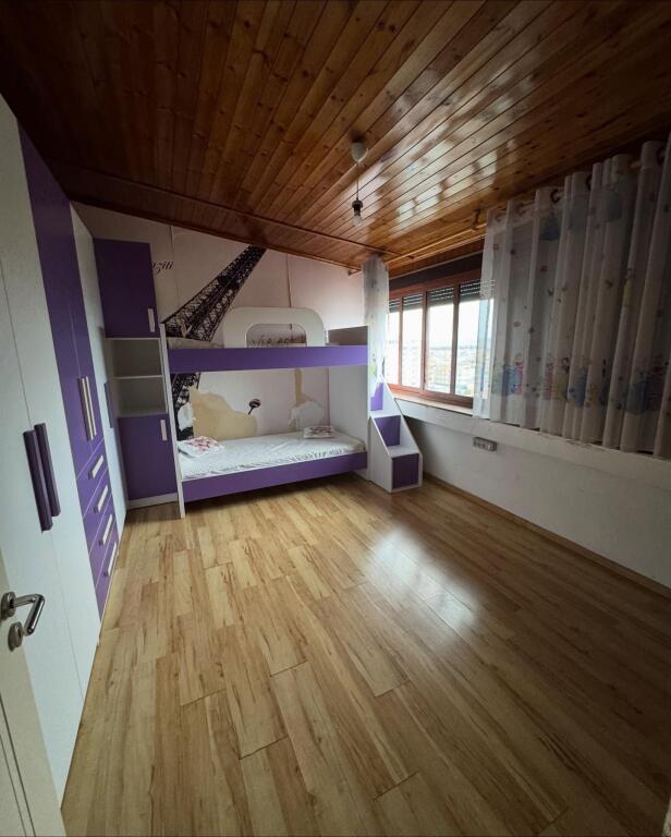 💥Shitet apartament 3+1 afer rruges Taulantia,Kavaje💥