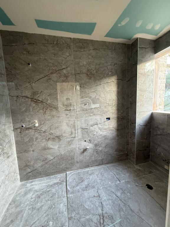 VILE PER QERA TEK ZONA LIQENIT TE THATE