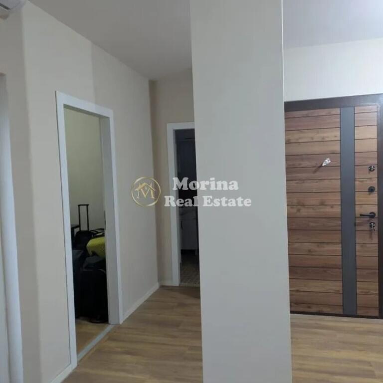 Hyrje private 2+1, Xhamlliku, 450 Euro/Muaj