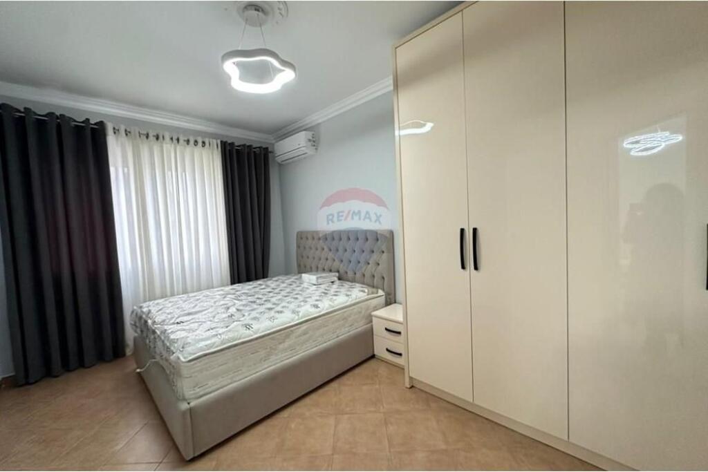 Apartament -2+1 Për Qira - Rruga e Kavajës,