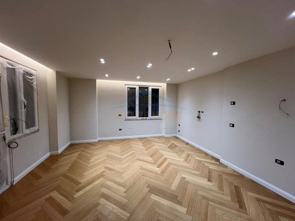 Jap me Qera, Apartament 3+1+2, Ish Ekspozita, Tirane