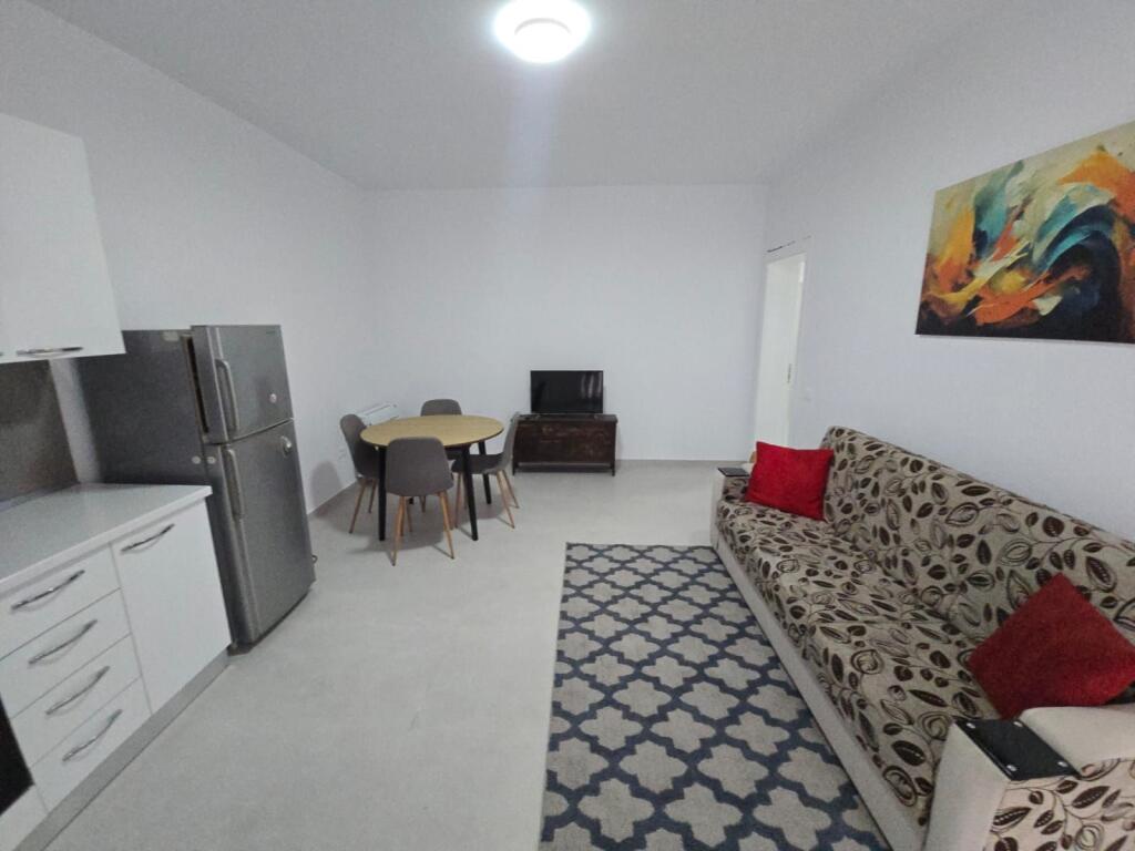 JEPET ME QERA SUPER APARTAMENT 1+1 NE PLEPA DURRES