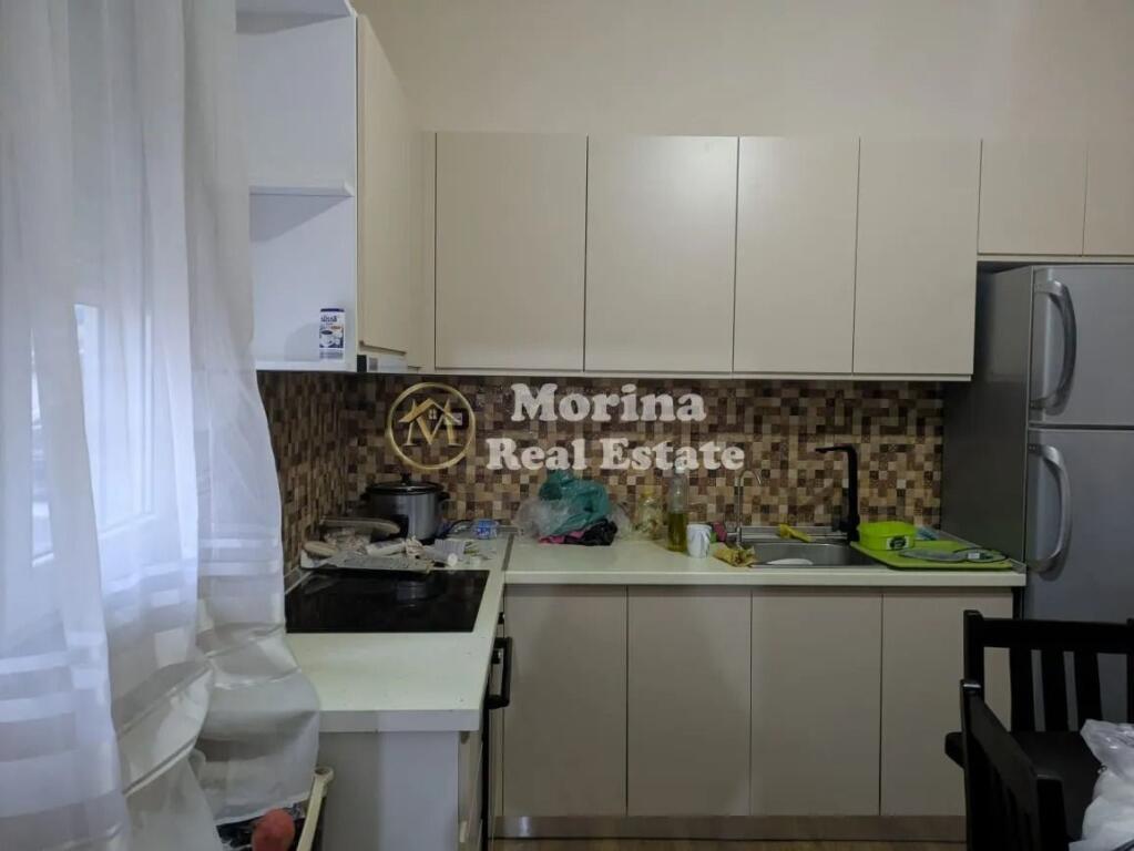 Hyrje private 2+1, Xhamlliku, 450 Euro/Muaj