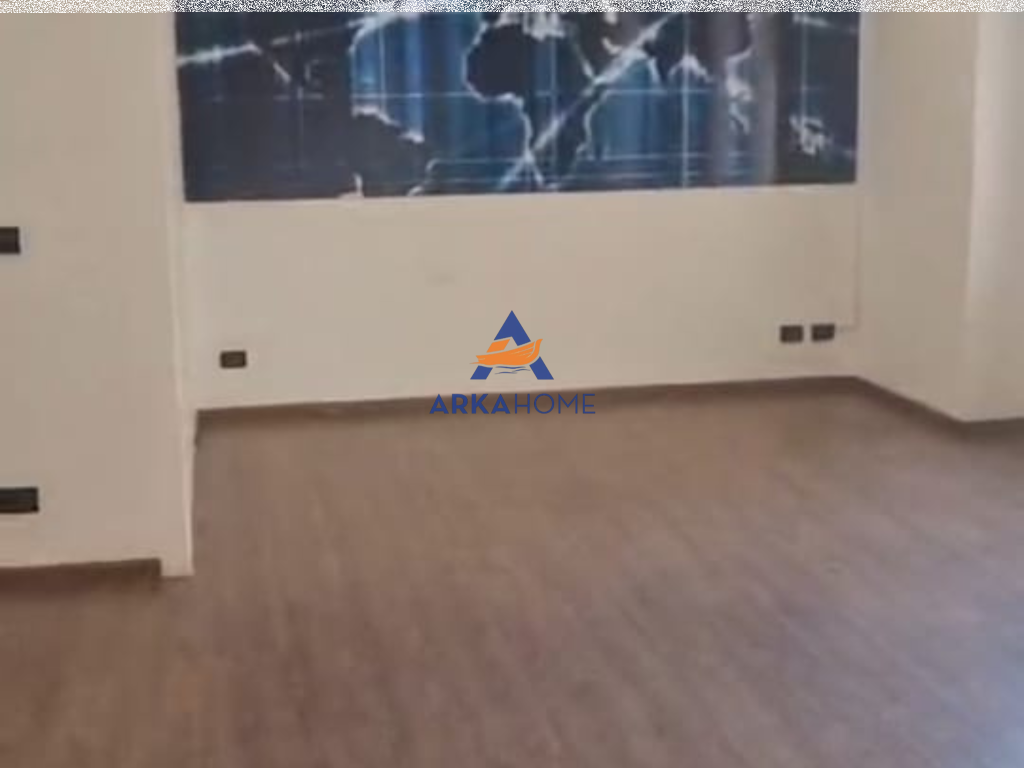 JEPET ME QERA ZYRA 70M2 "KOMPLEKSI DELIJORGJI" 700 EURO