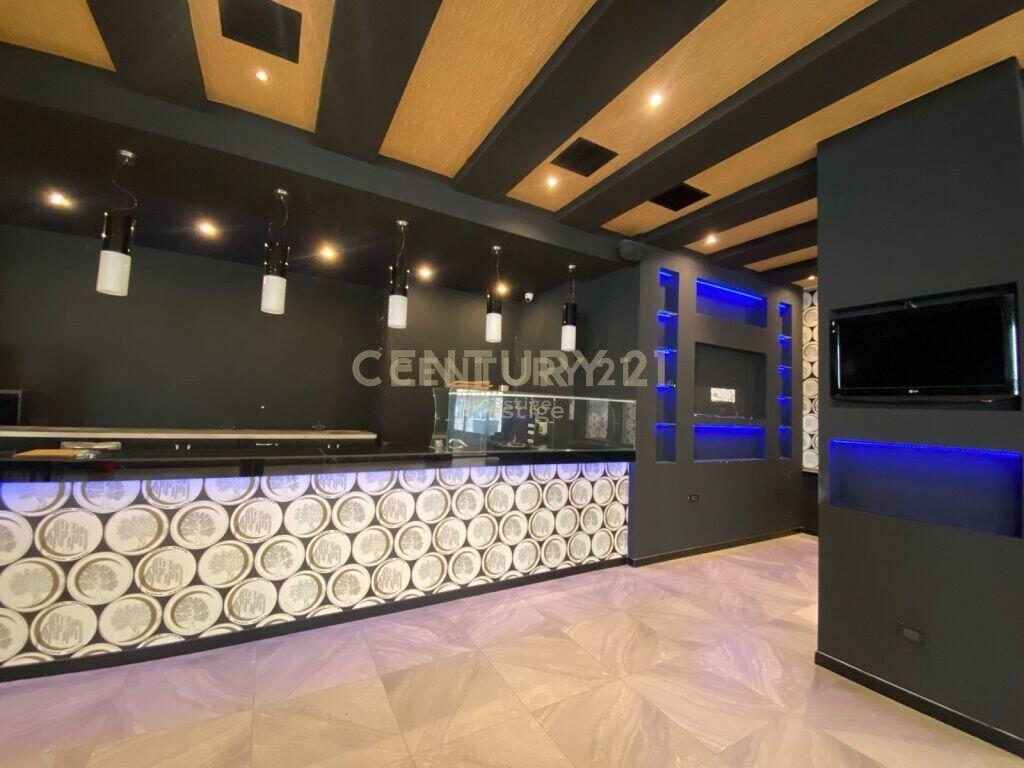 AMBIENT BAR-RESTORANT ME QIRA, I VENDOSUR NE ASTIR, TIRANE! 1,000 € /Muaj Sip. Totale  200m2