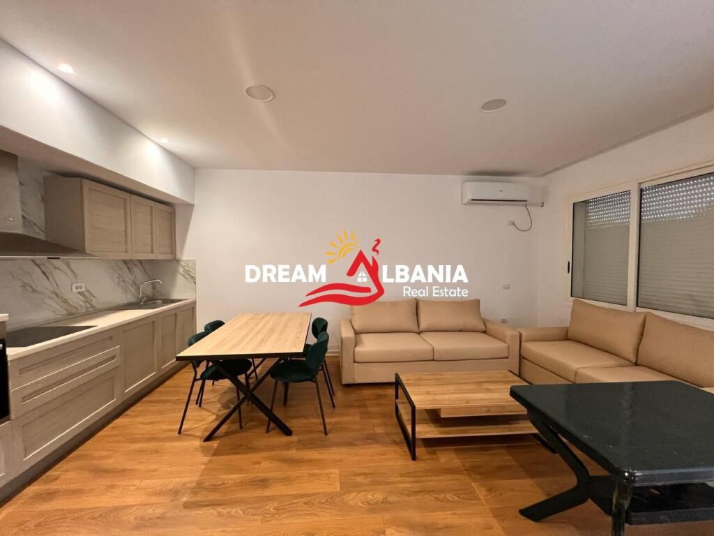 Apartament 2+1+2 ne shitje, ne Vlore prane Sheshit te Flamurit (ID 41211417)