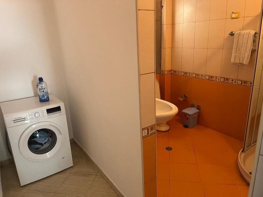 Jepet me qira shtepi private