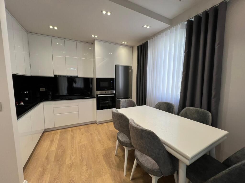 APARTAMENT 2+1 PER QERA TE LIQENI I THATE