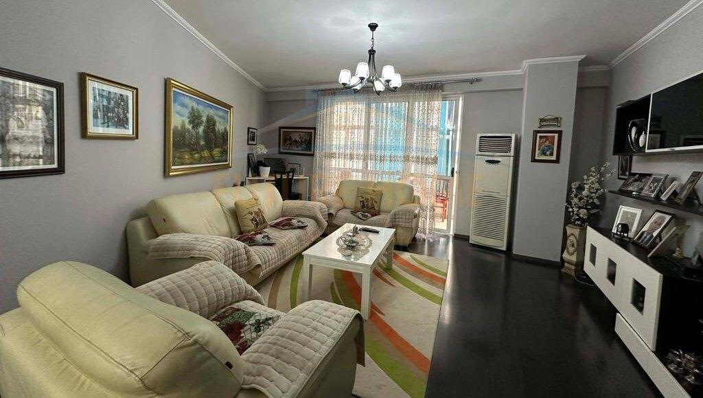 Shitet, Apartament 2+1, Unaza e Re , Tirane