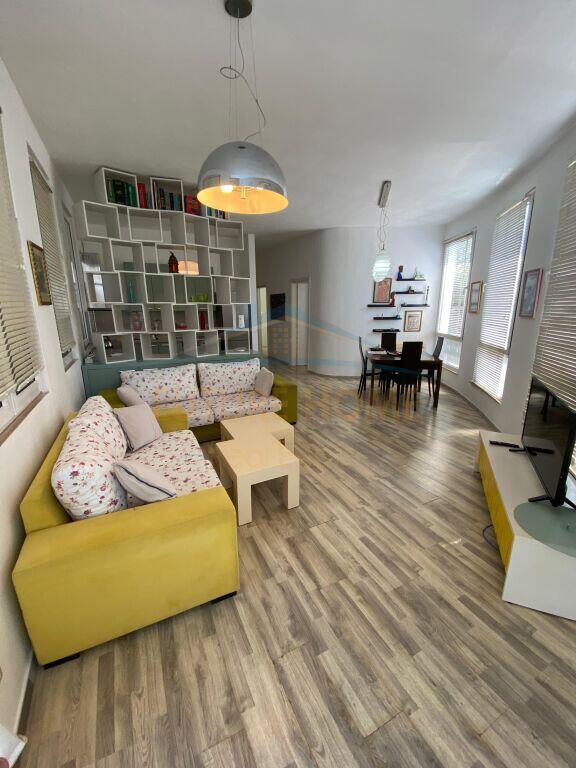 Rent, Apartment 3+1, Residence ‘Kodra e Diellit 1’, Tirana.