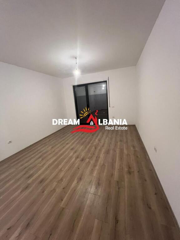 Apartament 2+1+2+Post Parkimi Ne Shitje Ne Kinostudio (ID 41212126)