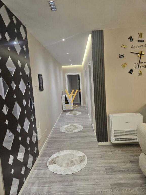 JEPET APARTAMENT 2+1+2+BLK ME QERA TE ISH DOGANA 700 EURO