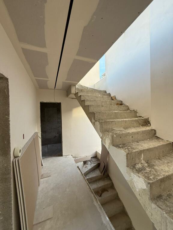 VILE PER QERA TEK ZONA LIQENIT TE THATE