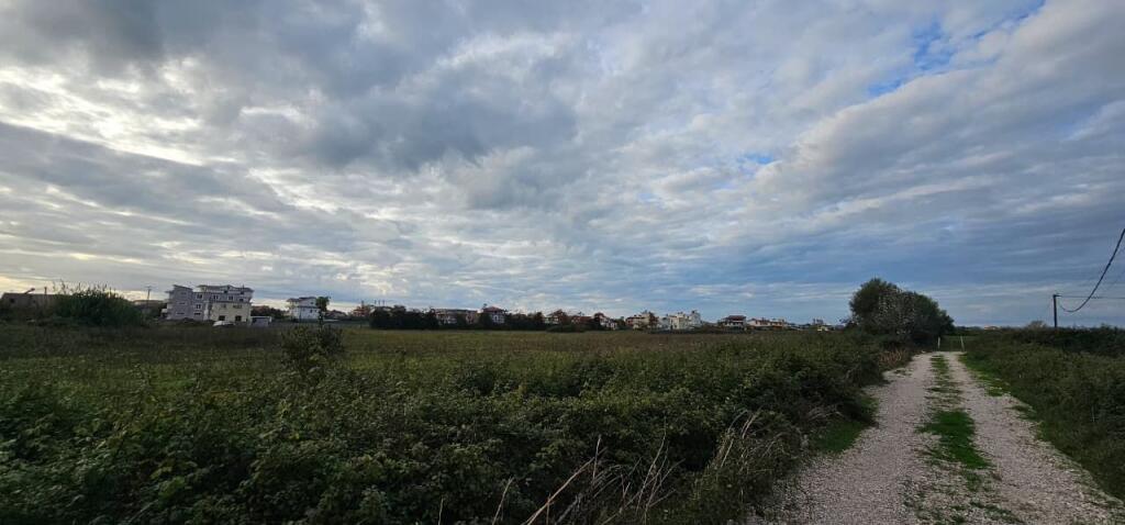 🏡 SHITET TOKË ARE 6000 m² – SUKTH, DURRËS