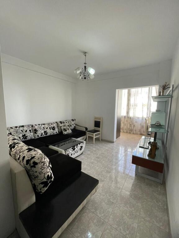 🏡 APARTAMENT ME QERA 2+1 📍Iliria plazh, Durres