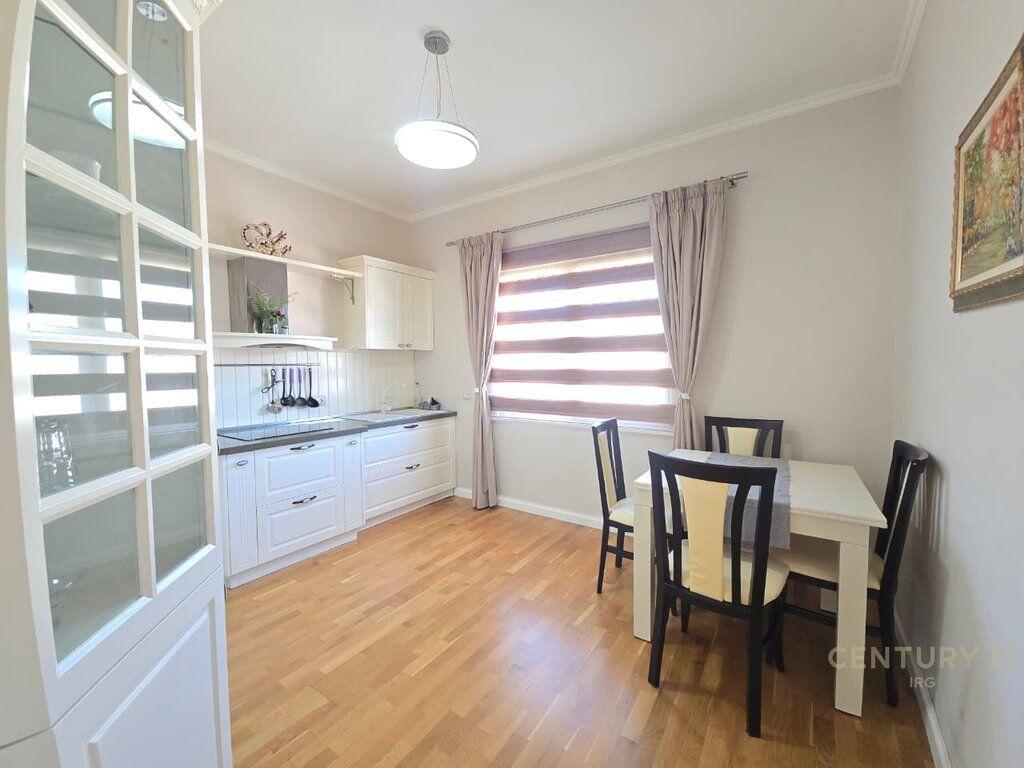 Apartament luksoz per shitje ,Liqeni i Thatë