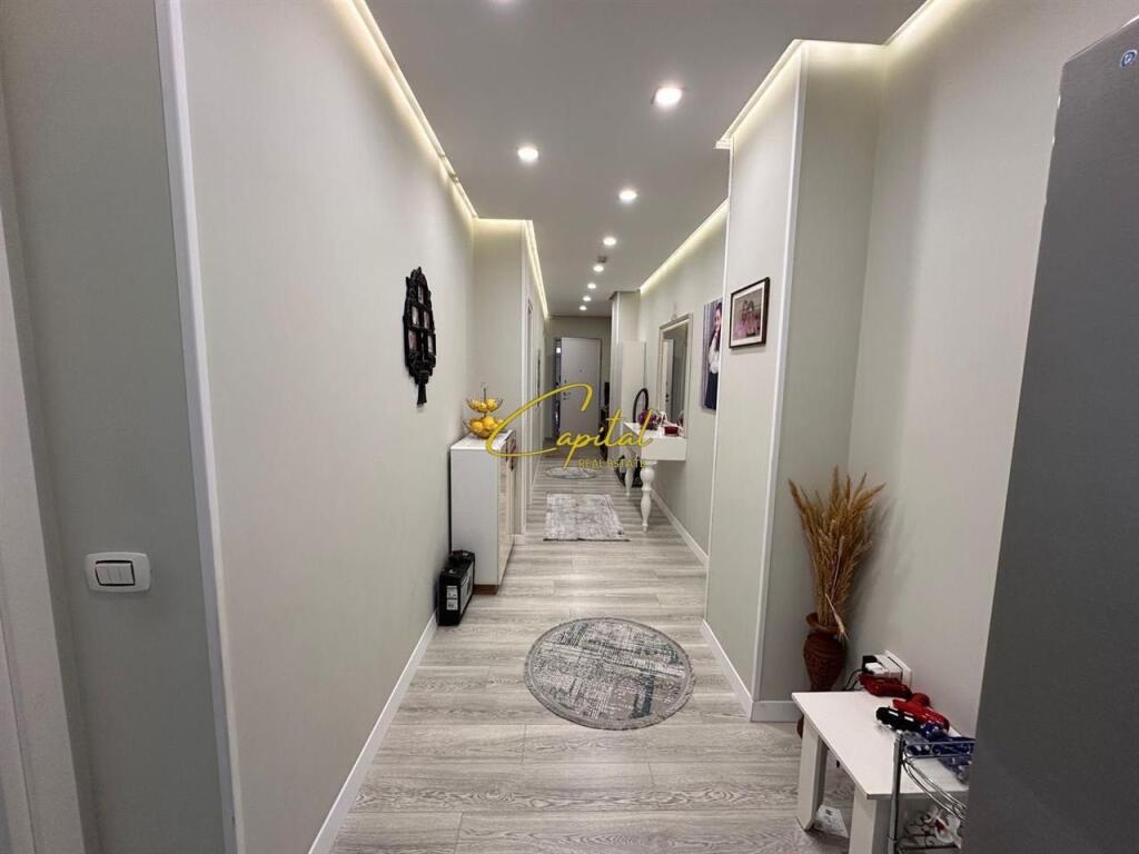 SHITET APARTAMENT 3+1 FRESKU 22.000.000 LEKE