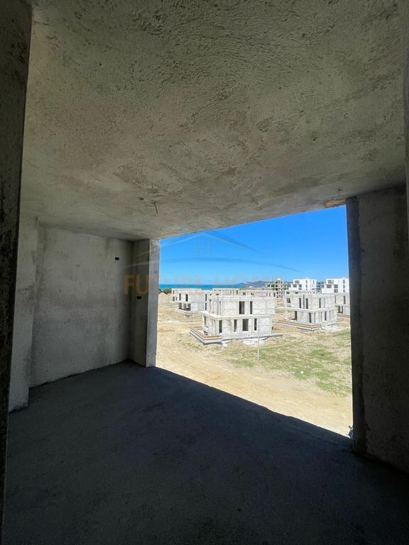 Apartament 2+1+2 për Shitje në Resortin Ekskluziv Porto Lalzi, Hamallaj