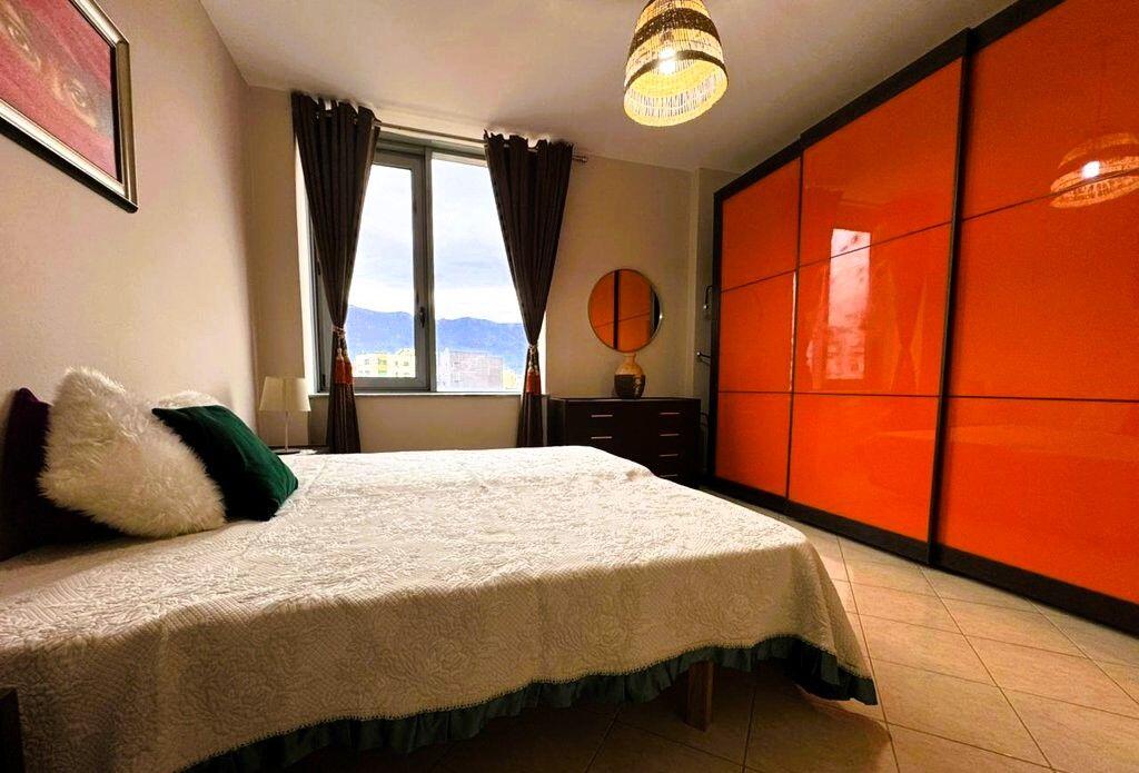 Apartament 2+1 me qira përballë Toptanit!