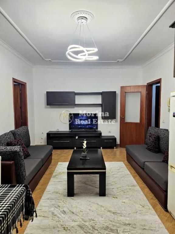 Qera, Apartament 2+1+2,  Fresk , 450 euro/muaj.