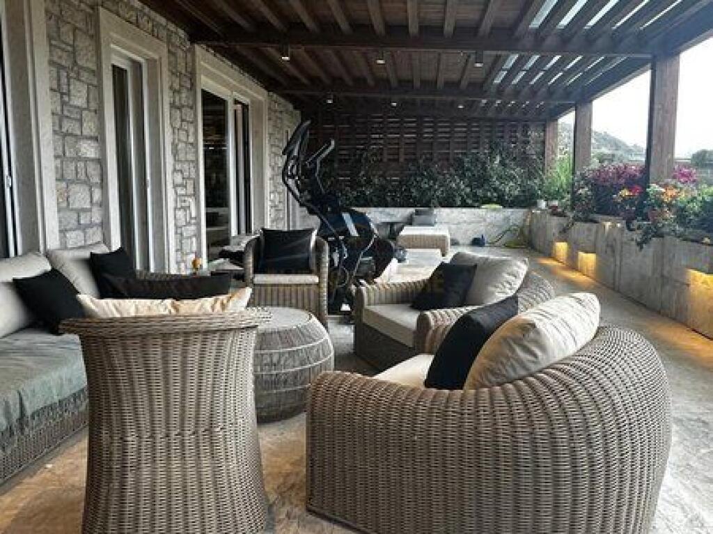 Shitje, Apartament 3+1+3+4 Poste Parkimi, Secret Garden Reidence, TEG, Tirane.