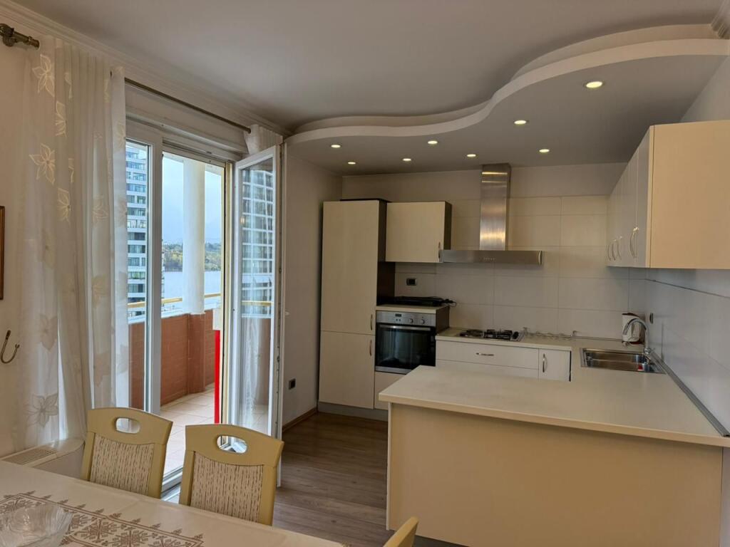 Appartamento in affitto 3+1+2+2 Balconi vicino al Giardino Zoologico, botanico, vicino alla pizzeria Pavarotti