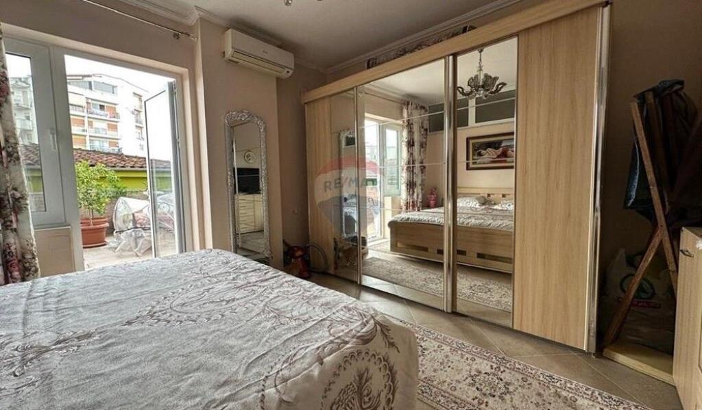 Apartament - Për Shitje - Ish Tregu Elektrik, Tiranë!!!! ID: 530571009-30